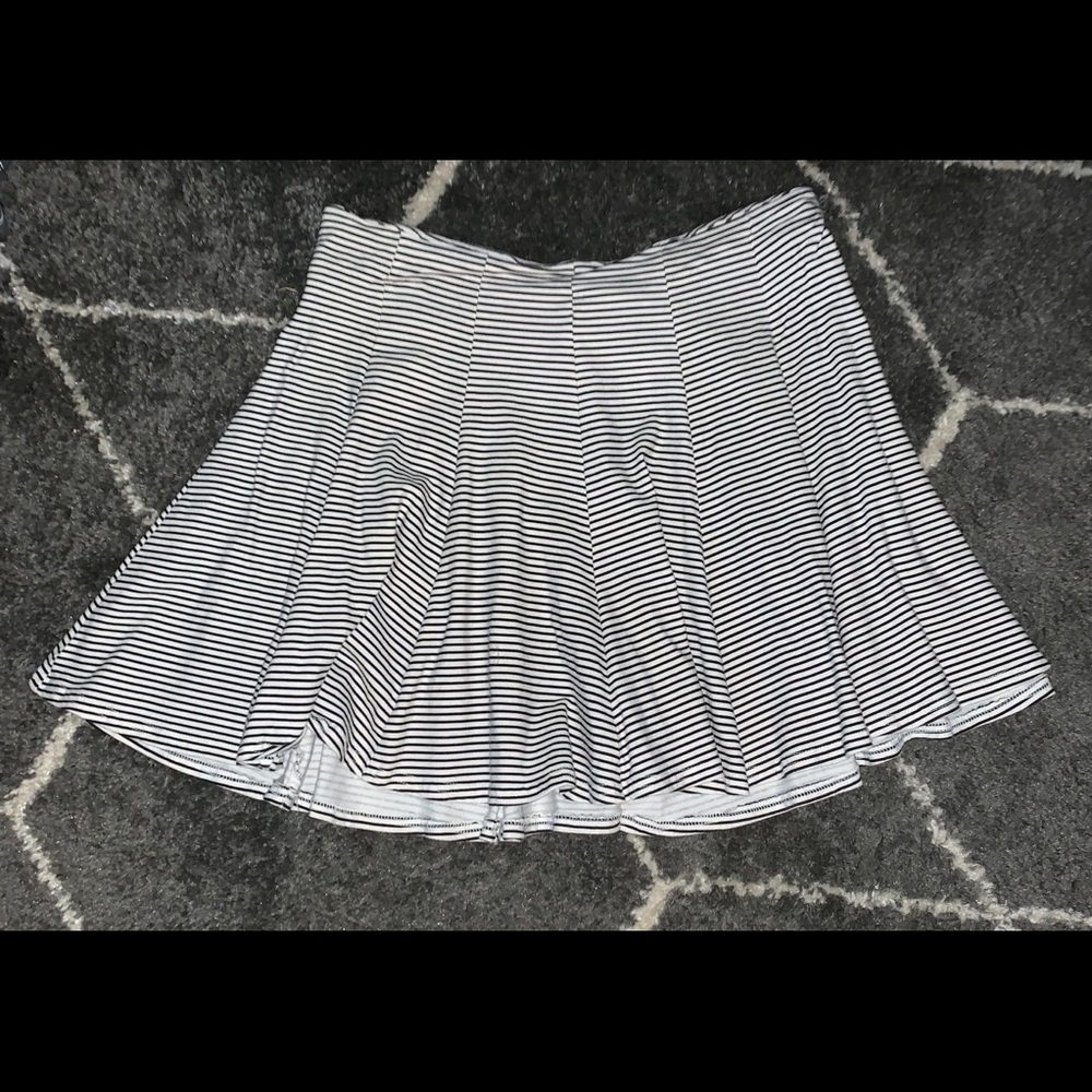 American eagle skirt